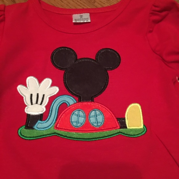 PJ’s 🆕🐭Girls Red Minnie PJ’s🐭 - Picture 2 of 5